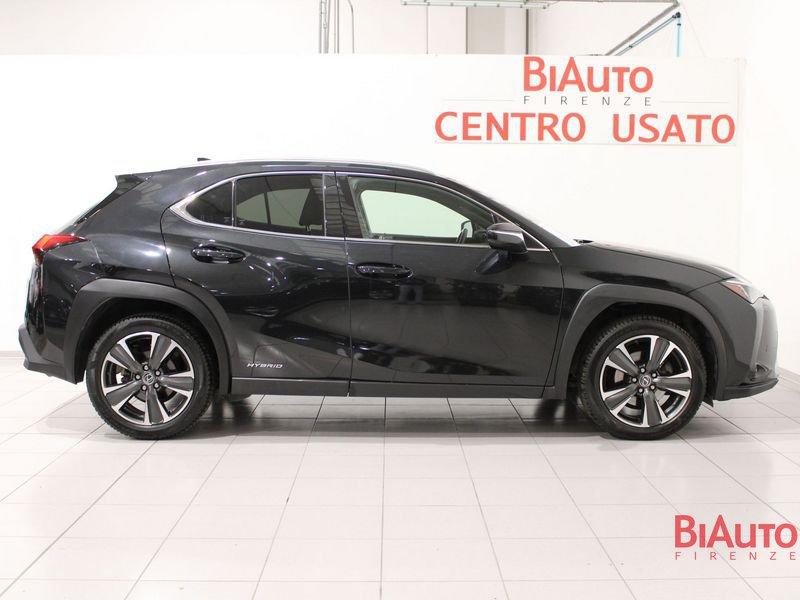 Lexus UX Hybrid Premium