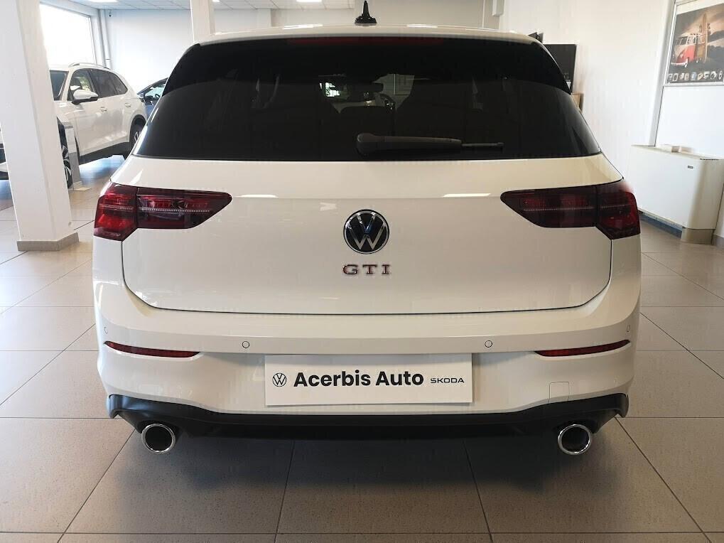 Volkswagen Golf GTI 2.0 TSI DSG