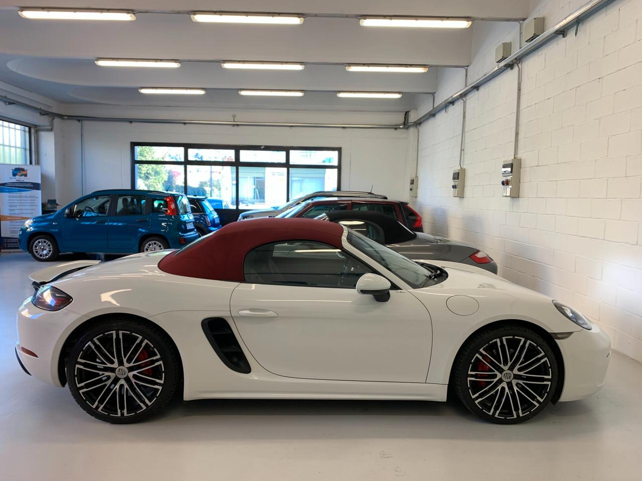 Porsche 718 Spyder Boxster 2.0