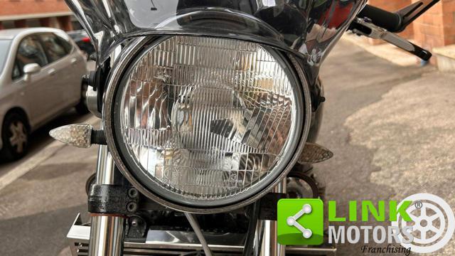 YAMAHA XJR 1300 racer