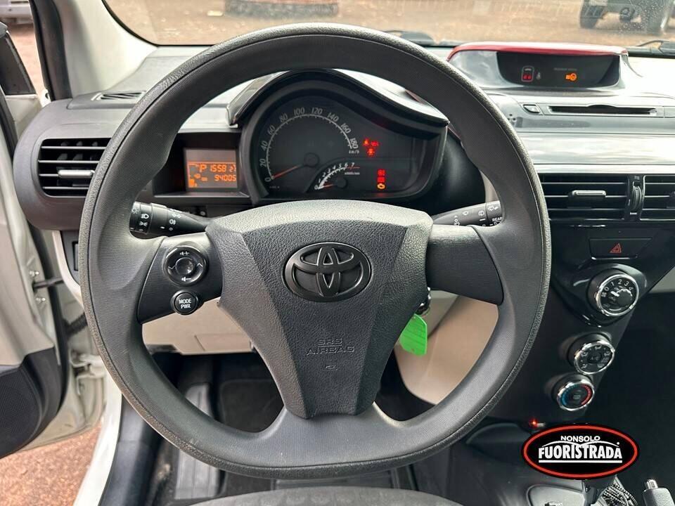 Toyota iQ 1.0 CVT Trend