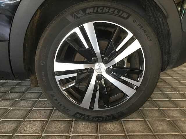 Peugeot 3008 GT 1.2 Turbo 130 cv - Usata