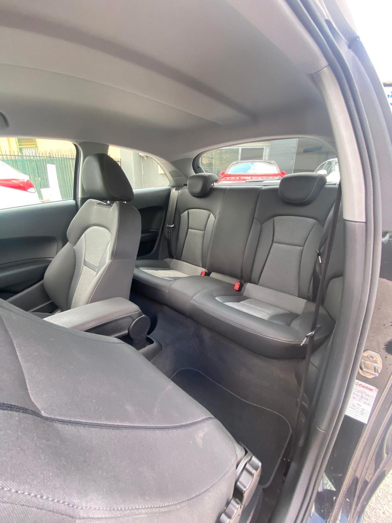 Audi A1 1.6 TDI 105 CV Ambition