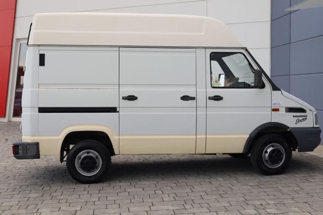 IVECO Daily 30.8 2.8 PL-TA Furg. Basic PREZZO FINITO!