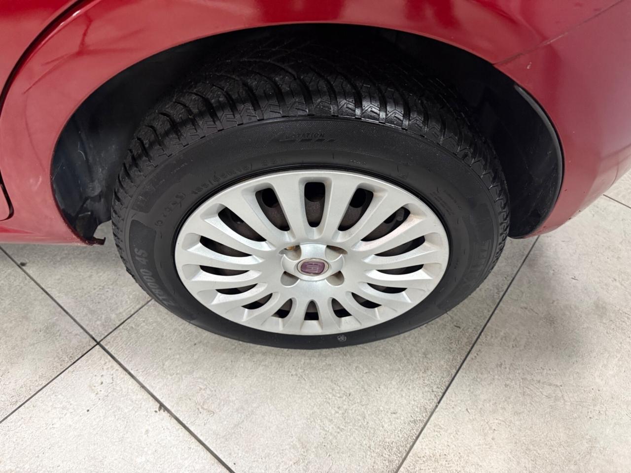 Fiat Punto Evo 1.4 5P. Dynamic Natural Power 69CV