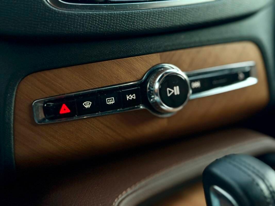 Volvo XC90 2.0 d5 Inscription awd 235cv 7p.ti geartronic my18