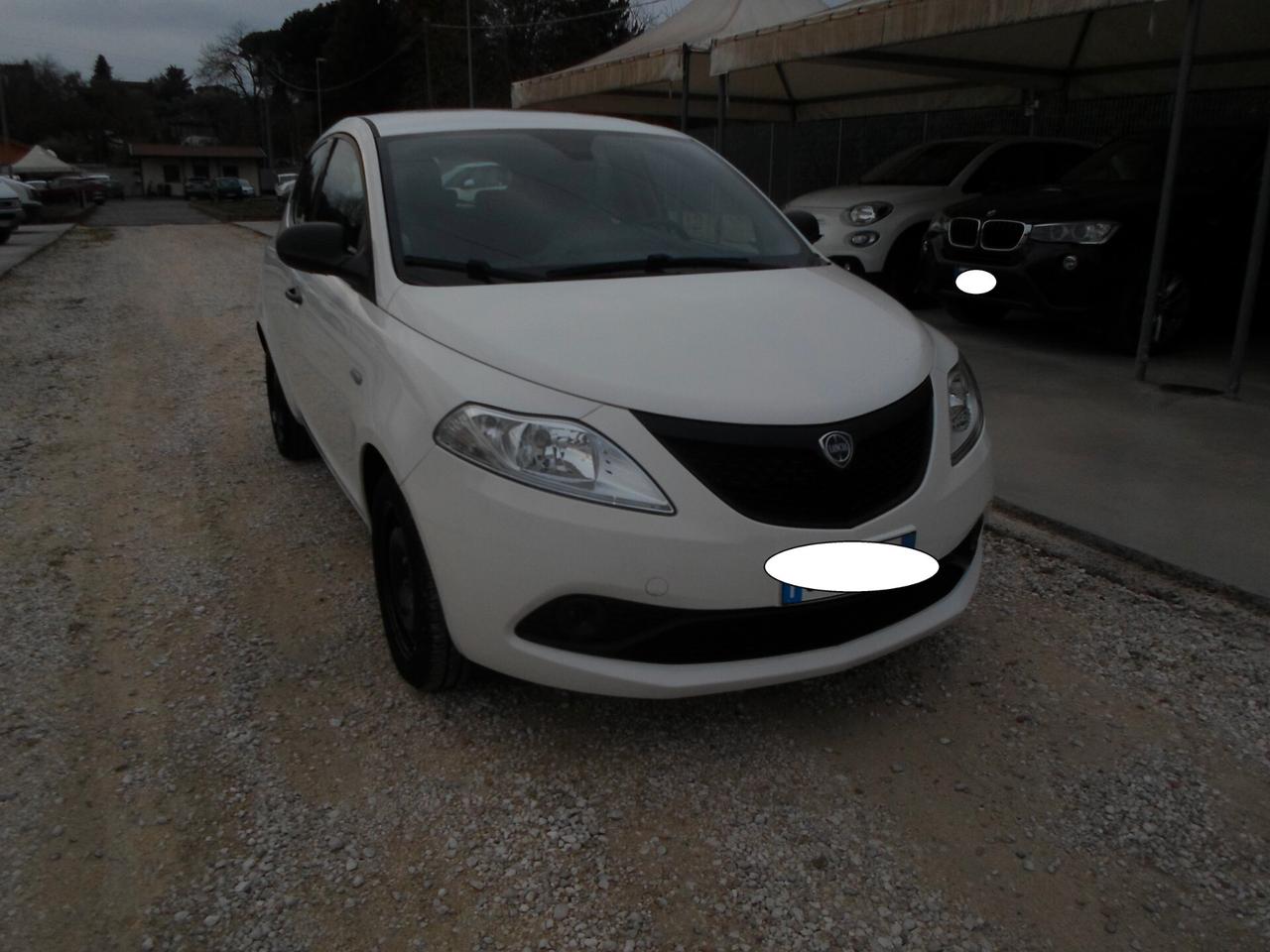 Lancia Ypsilon 1.0 FireFly 5 porte S&S Hybrid Ecochic Gold