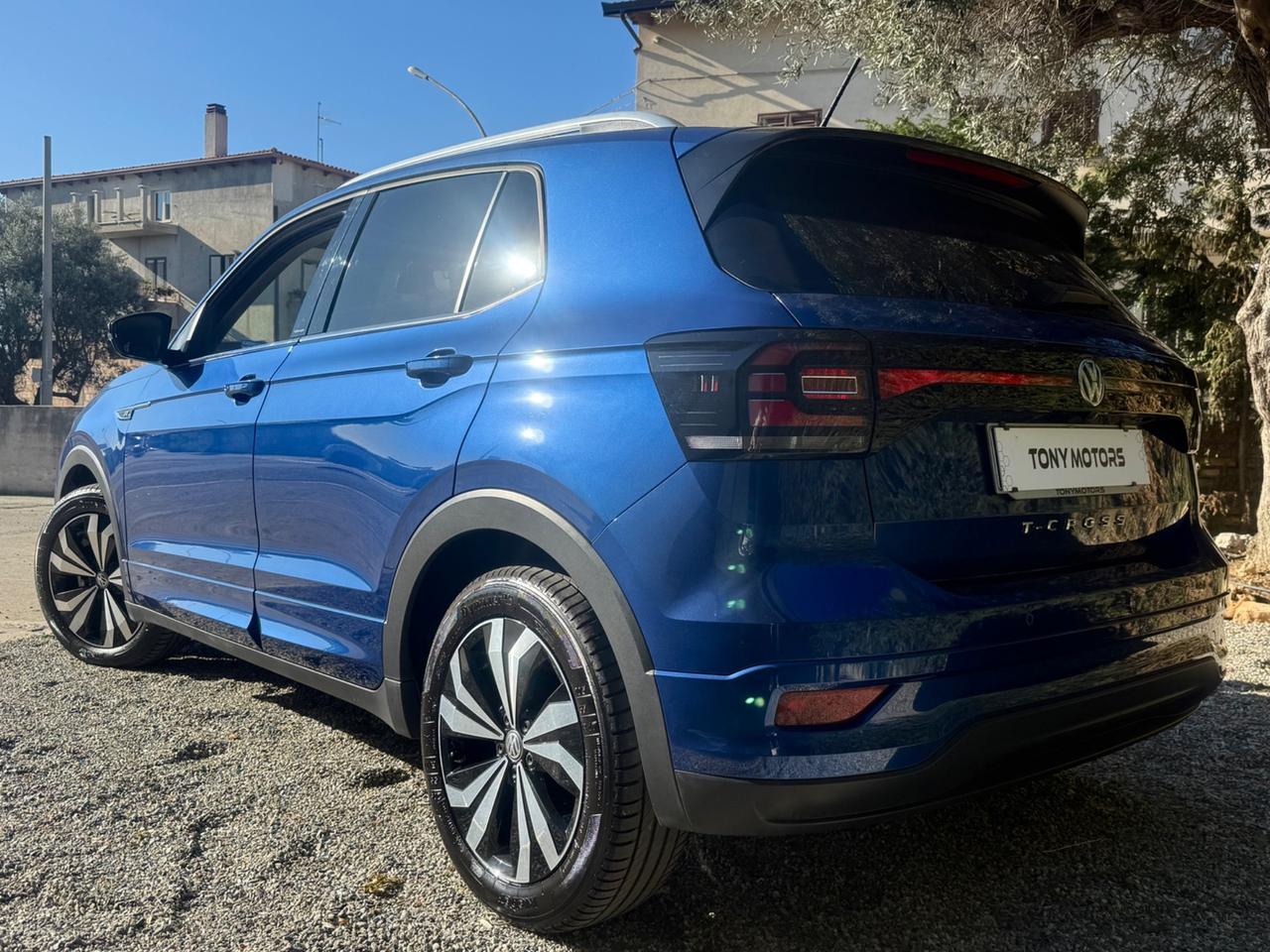Volkswagen T-Cross 1.6 TDI 95CV R-LINE (NEOPATENTATI)