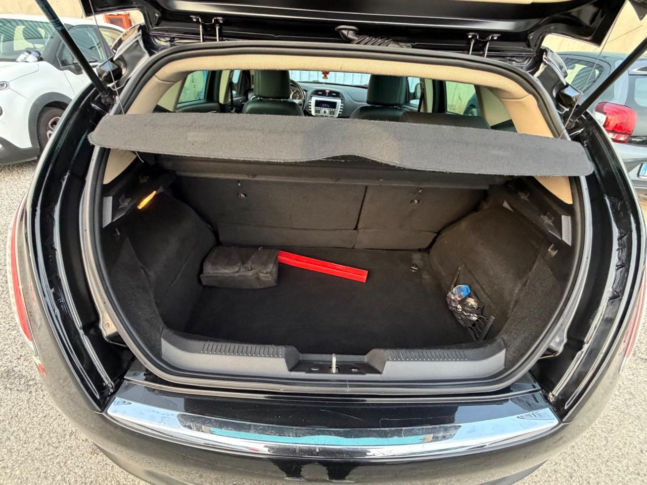 Lancia Delta 1.4 T-Jet 120 CV Silver Ecochic GPL