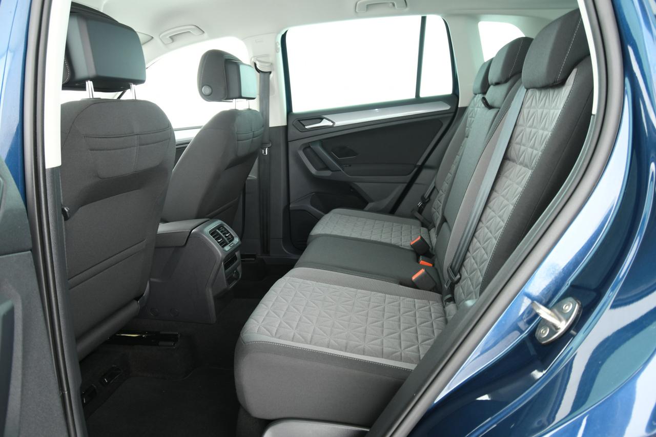VOLKSWAGEN Tiguan 2.0 tdi Life 150cv dsg ACC+LED+C17"