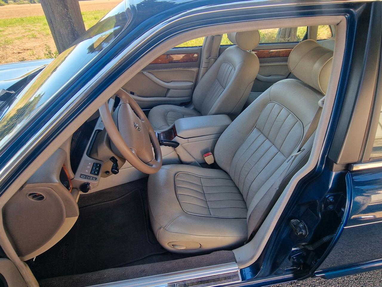 Jaguar XJ XJ6 3.2 Cambio Manuale - Book Service