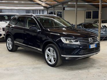 Volkswagen Touareg 3.0 TDI - IVA ESPOSTA - GARANZIA 12 MESI