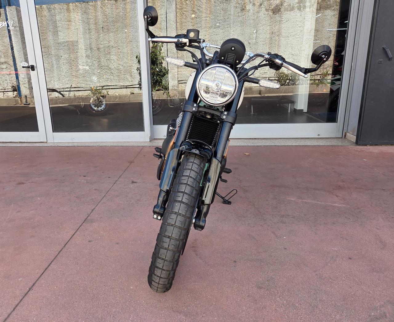 Royal Enfield Interceptor Bear 650