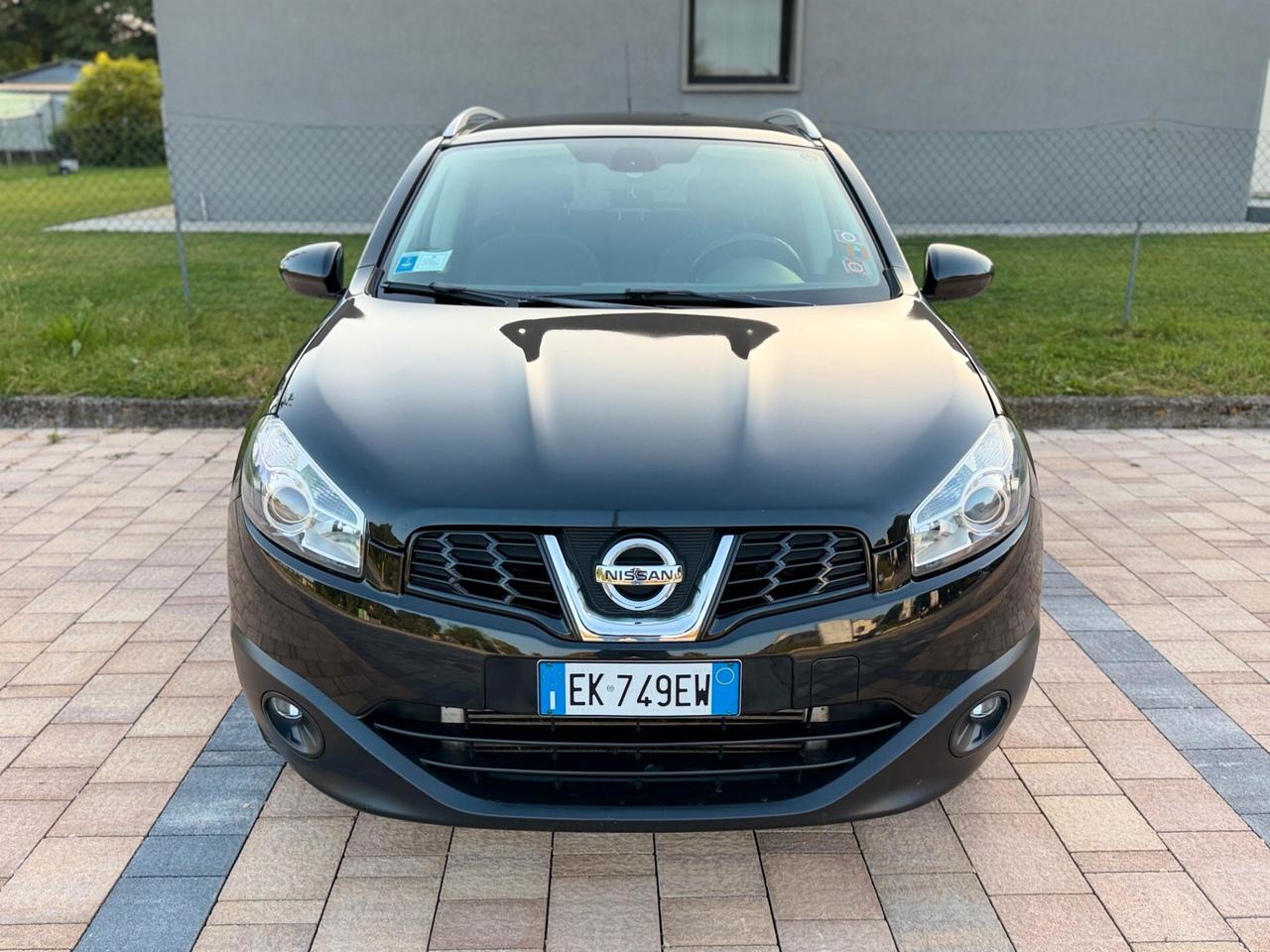 Nissan Qashqai 2.0 dCi DPF 4x4WD aut. Tekna