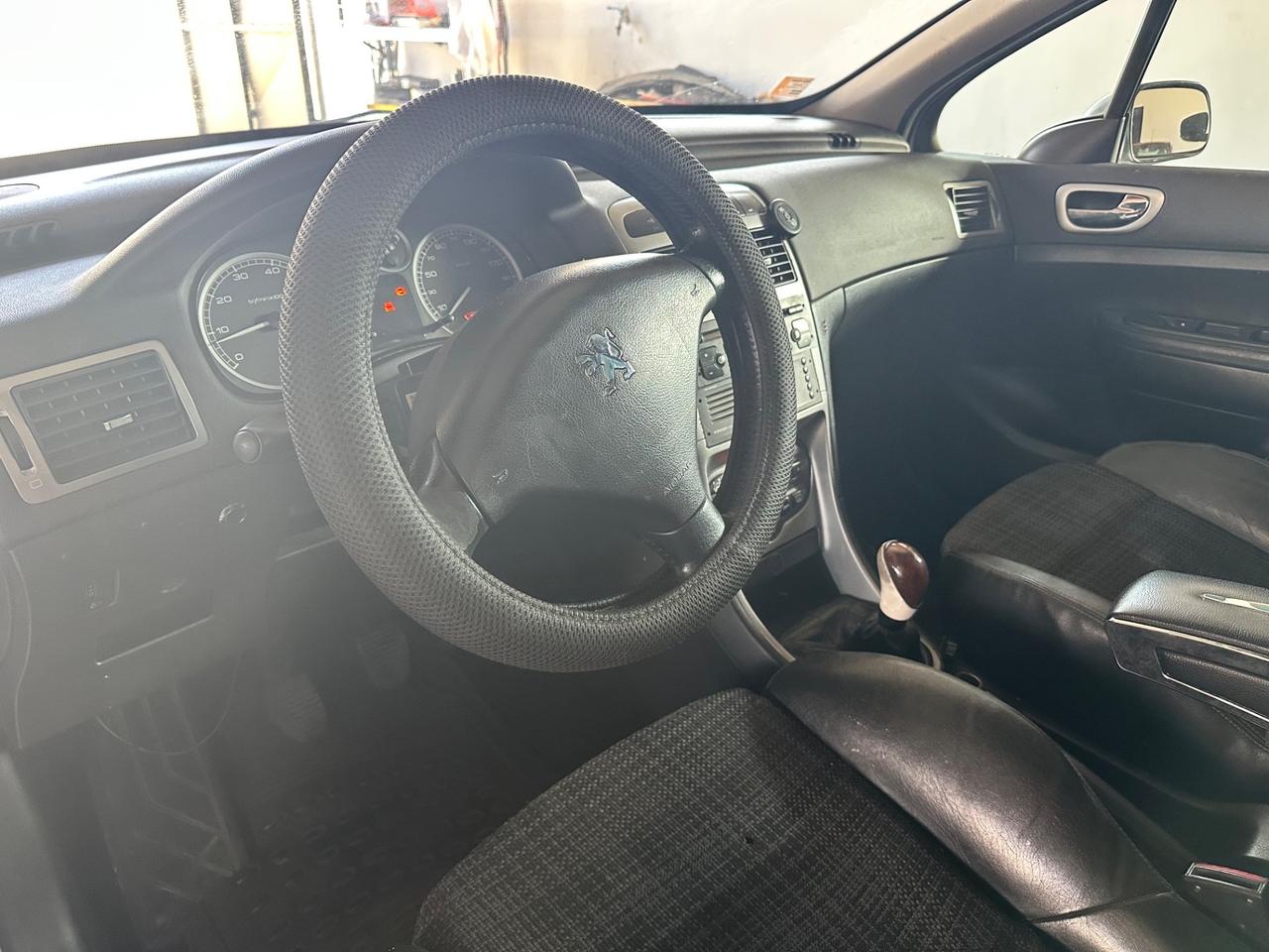 Peugeot 307 1.6 16V 5p. XT