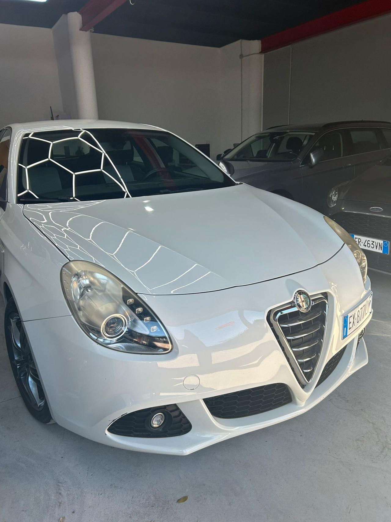 Alfa Romeo Giulietta 1.6 JTDm-2 105 CV Exclusive