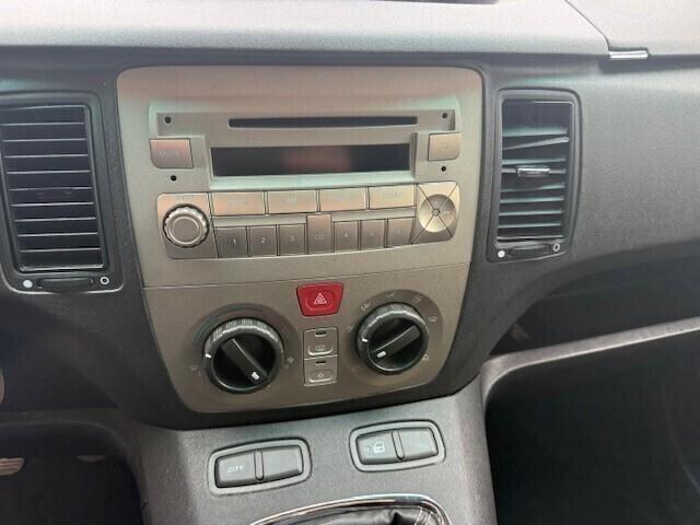 Lancia MUSA 1.4 16V Oro cv 77 ok neopatentati benz