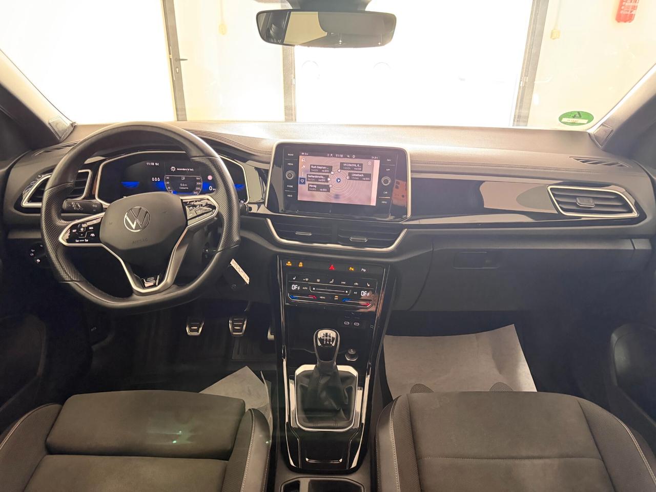 Volkswagen T-Roc 2.0 TDI SCR R-Line LED/NAVI/CAM