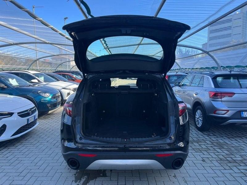 Alfa Romeo Stelvio Stelvio 2.2 Turbodiesel 160 CV AT8 RWD Business