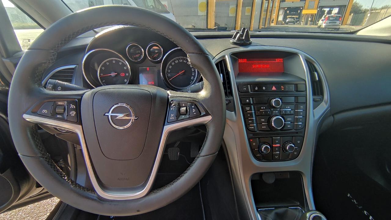 Opel Astra 1.4 Turbo 140CV GPL NEOPATENTATI - 2014