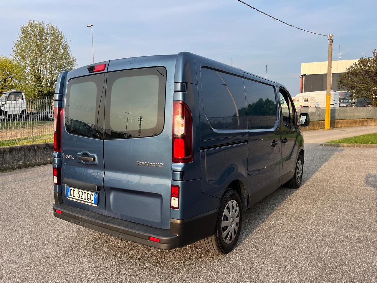 Renault Trafic / **Prezzo +IVA ** EURO 6D**