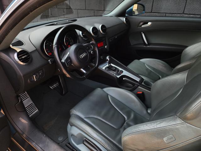 AUDI TT 2.0 TFSI S TRONIC SERVICE