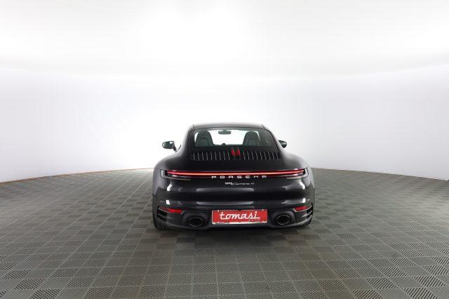 PORSCHE 911 911 Carrera 4