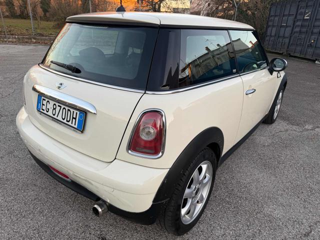 MINI Cooper 1.6 16V Cooper senza nessun lavoro da fare