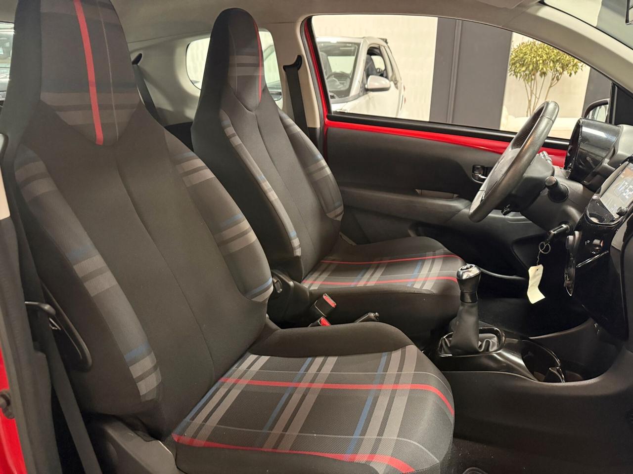 Peugeot 108 PureTech 82 5 porte Allure TOP!