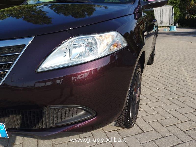 Lancia Ypsilon III 2011 Benzina 0.9 t.air elefantino ecochic metano 80cv