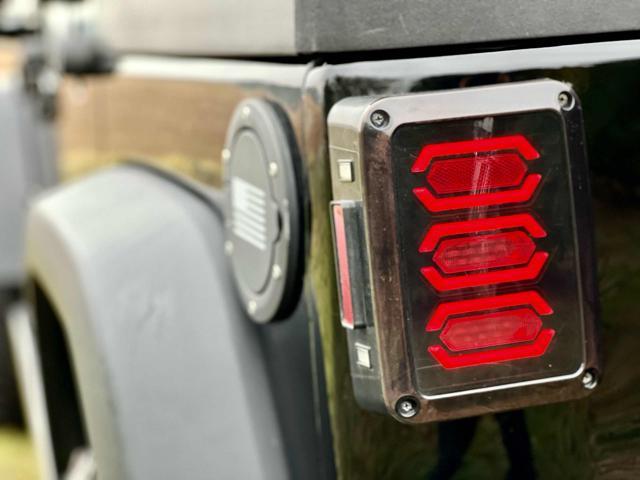 JEEP Wrangler Unlimited 2.8 CRD Sport Auto