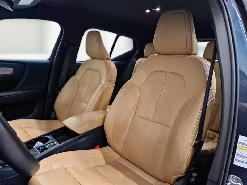 VOLVO XC40 T5 PLUG-IN HYBRID AUTO RECHARGE INSCR. 5 PORTE SUV