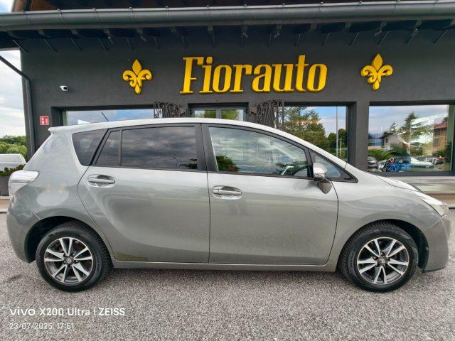 TOYOTA Verso 2.0 D Active 7 posti