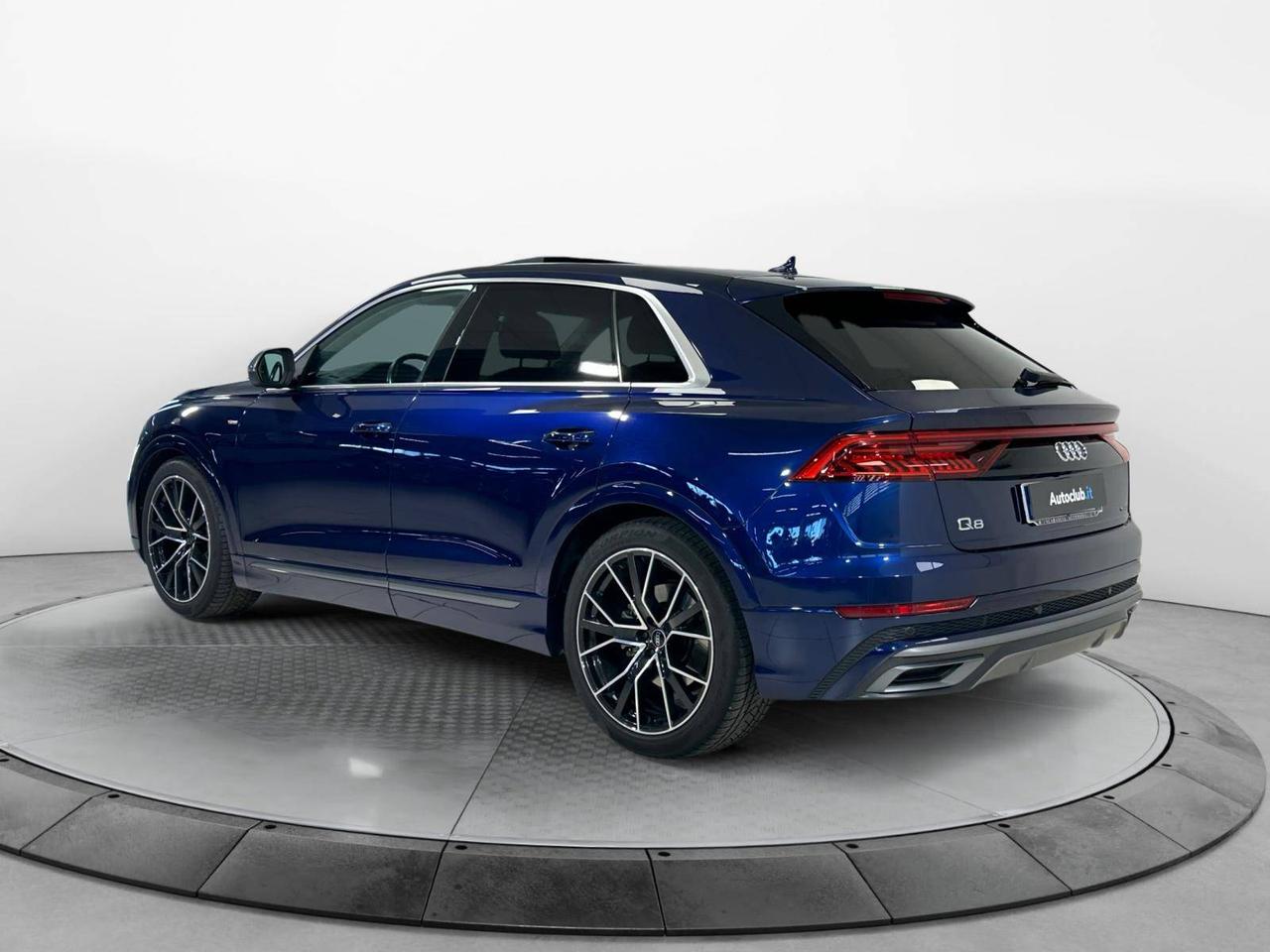 Audi Q8 50 3.0 tdi mhev Quattro 286cv