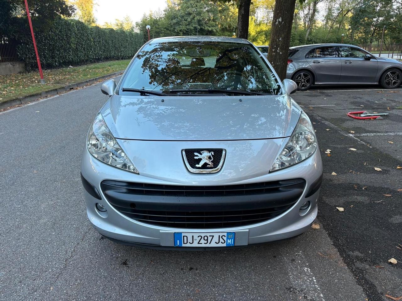 Peugeot 207 1.4 HDi 70CV 3p. X Line disel