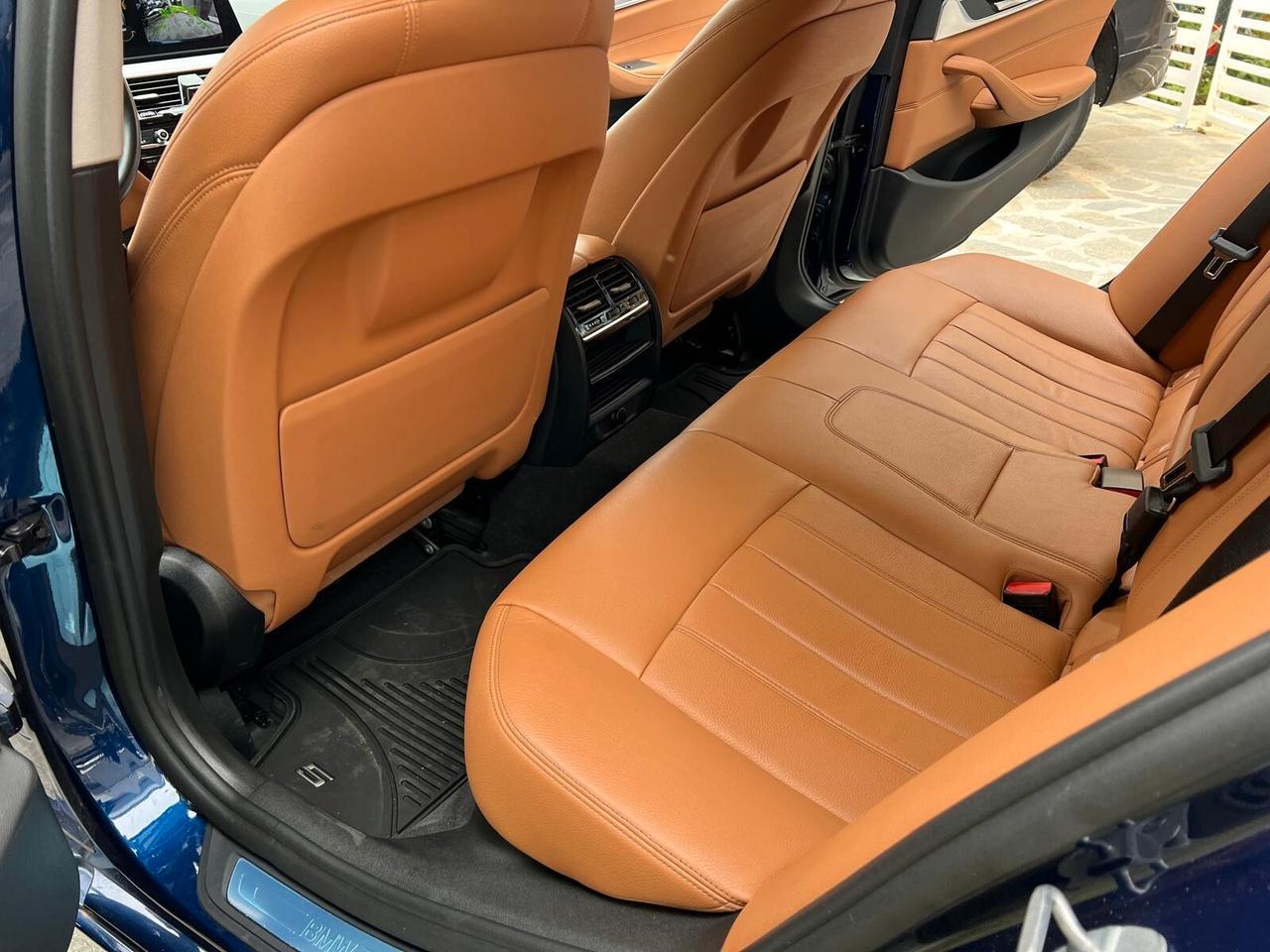 BMW 525D LUXURY 231cv