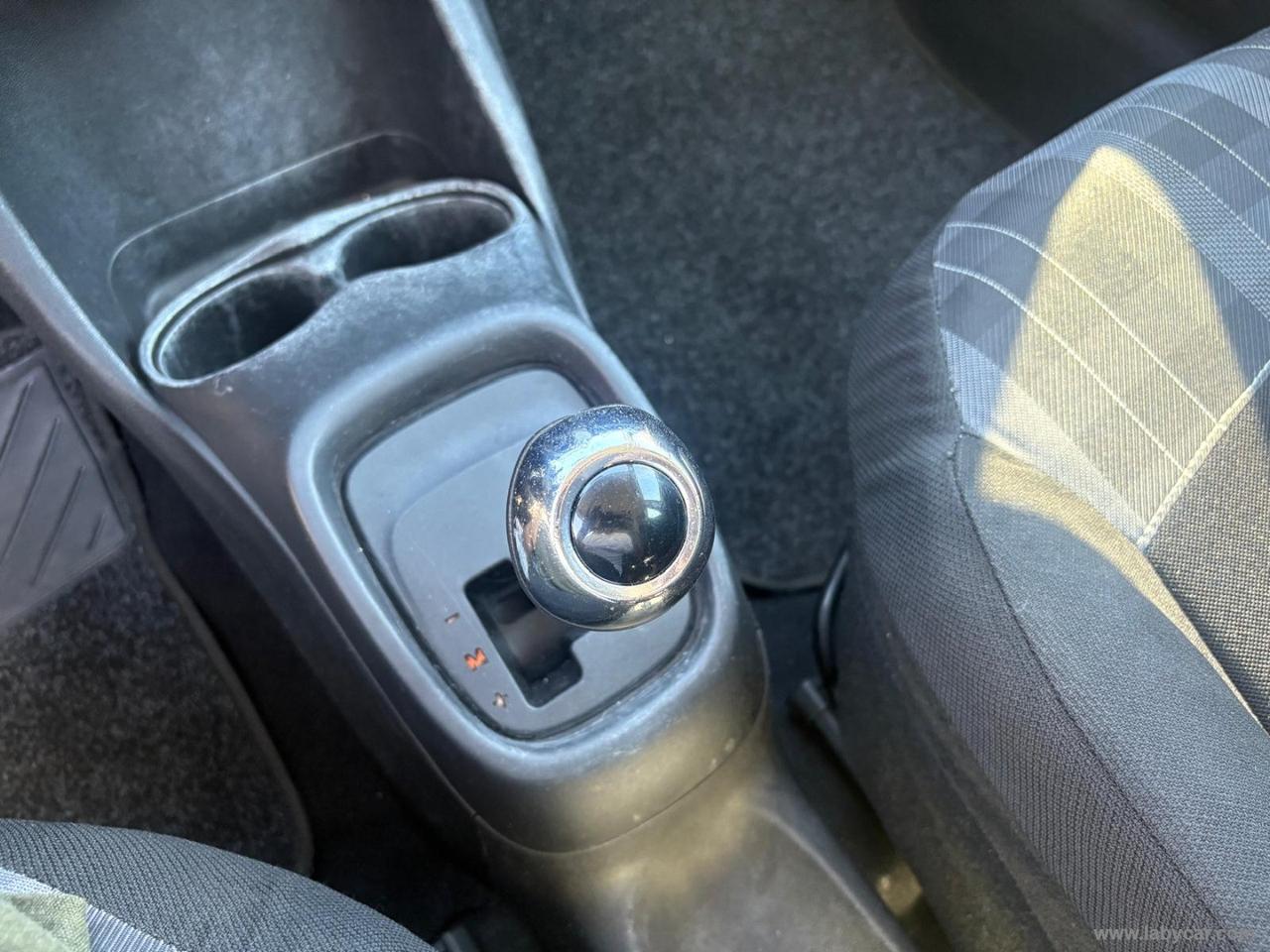 PEUGEOT 108 VTi 68 ETG 5p. Allure CAMBIO AUTOMATICO