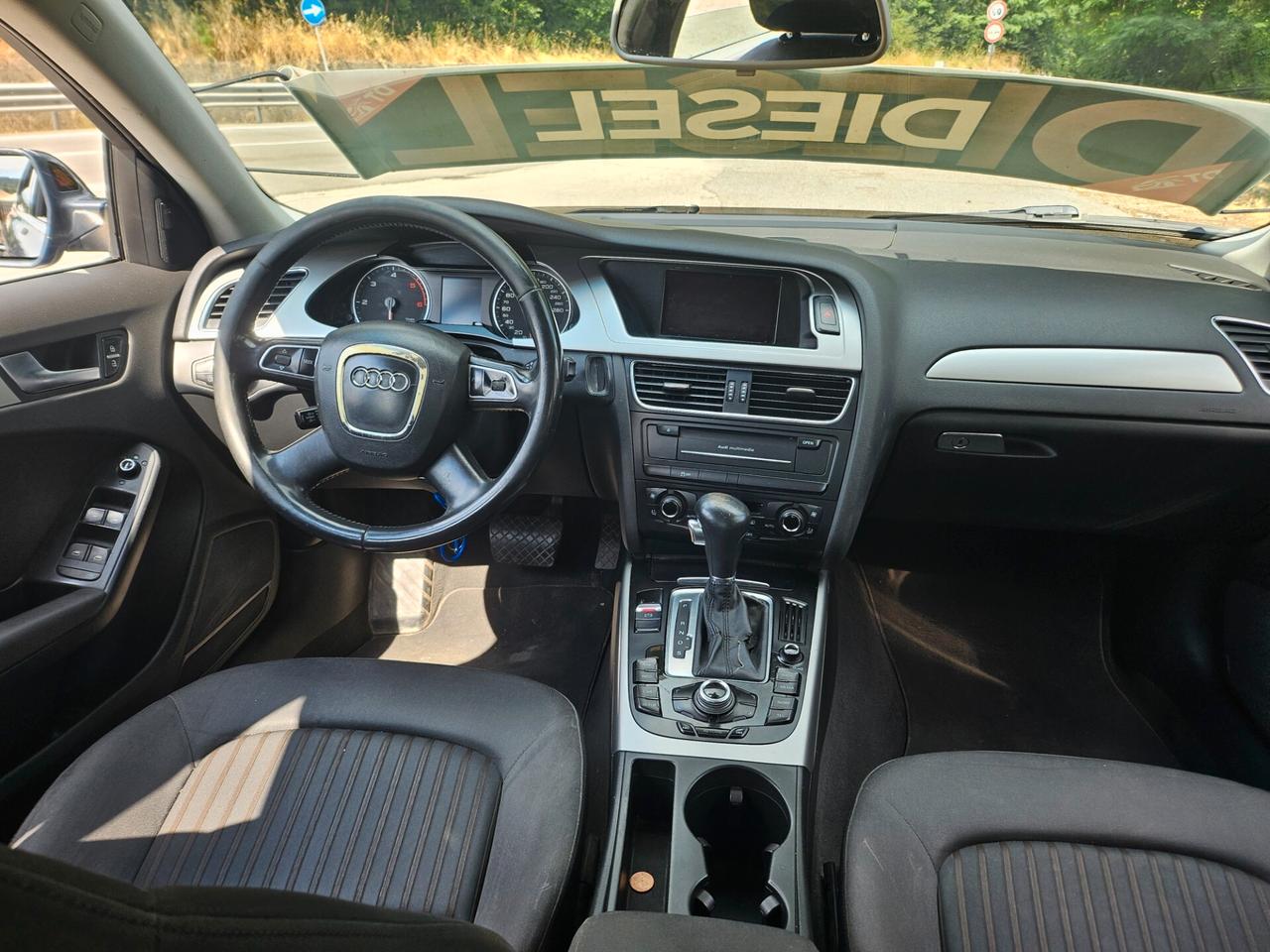 Audi A4 Avant 2.0 TDI 143CV cambio automatico