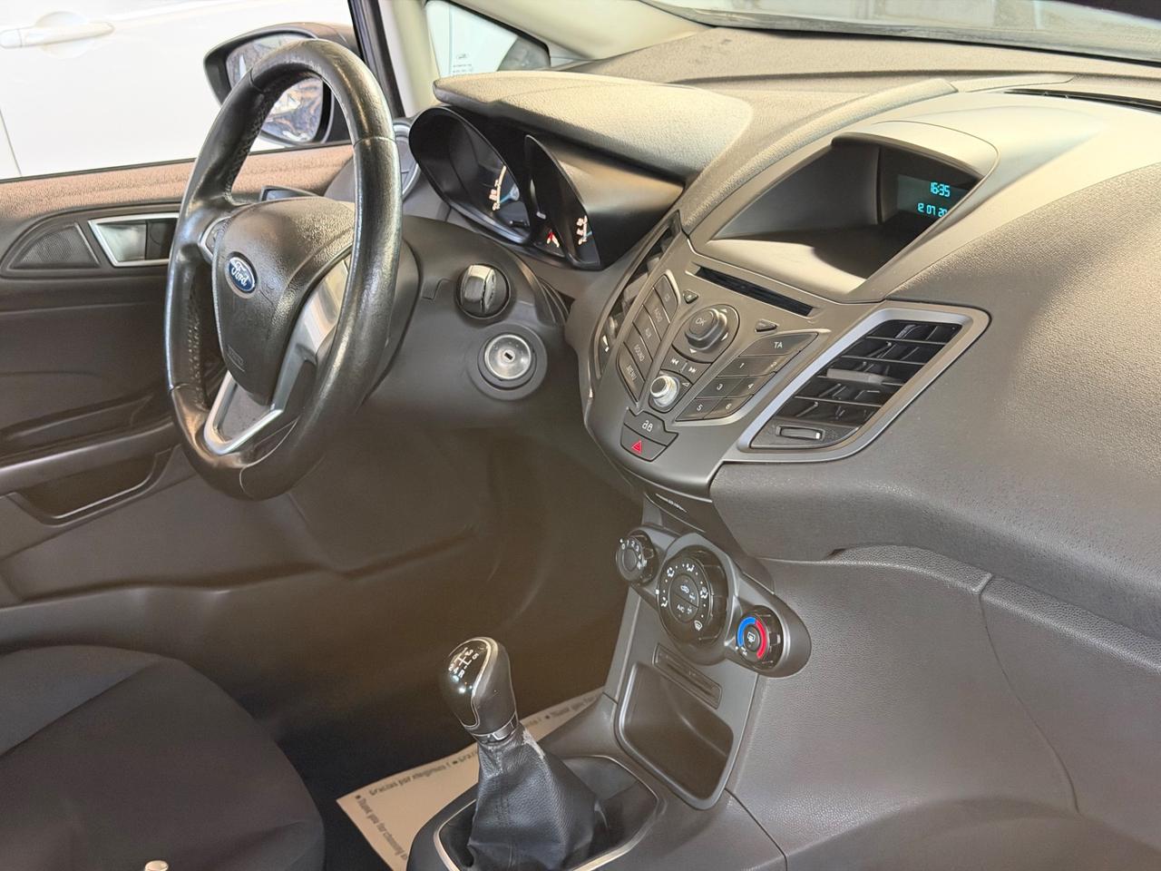 Ford Fiesta 1.2 60CV 5 porte Titanium