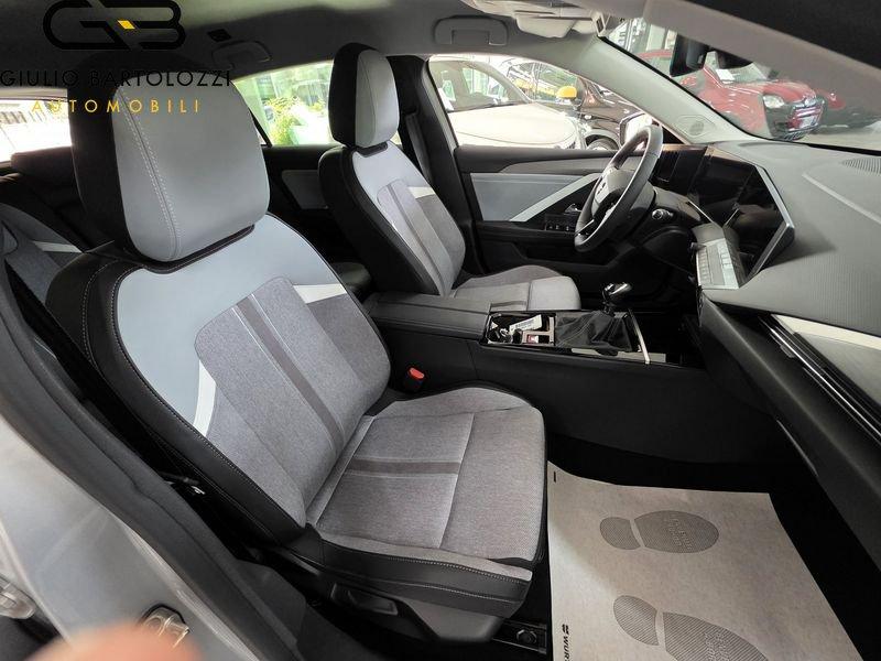 Opel Astra 1.2 Turbo 130cv Business Elegance MT6