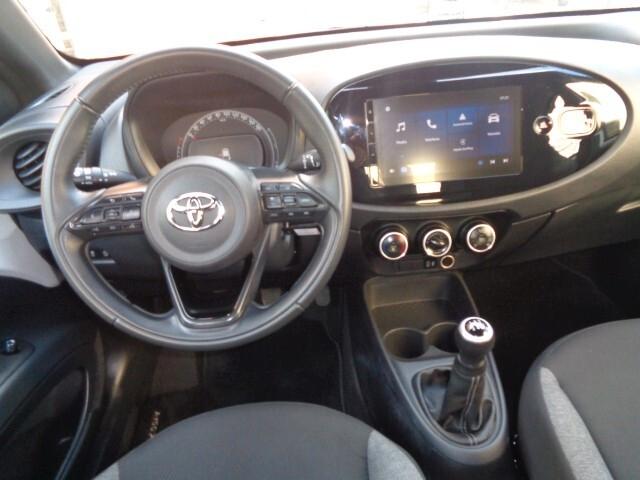 Toyota Aygo X 1.0 VVT-i 72 CV 5 porte Active km 13.000 NESSUN VINCOLO DI FINANZIAMENTO