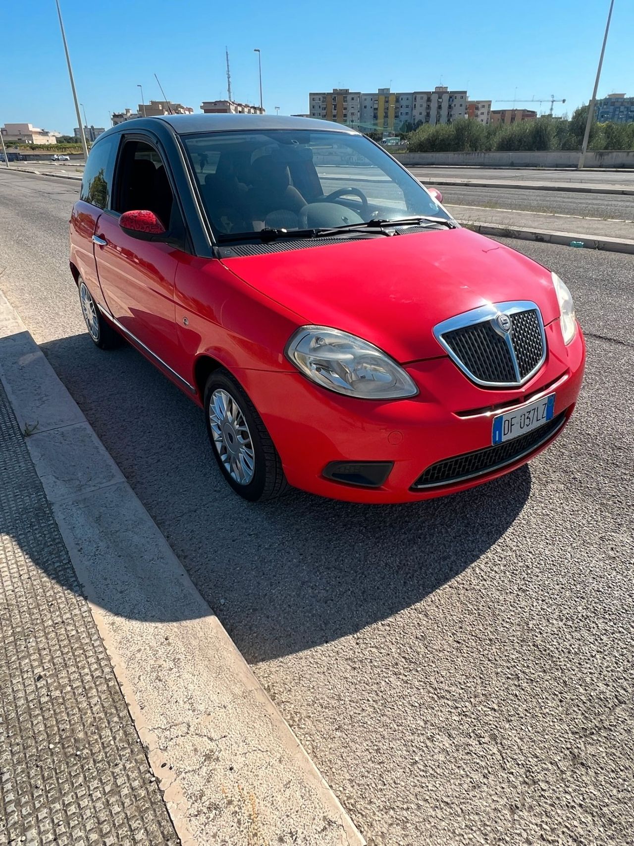 Lancia Ypsilon 1.3 MJT 90 CV Oro Giallo BICOLORE