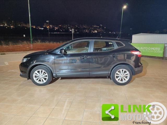 NISSAN Qashqai 1.5 dCi N-Connecta