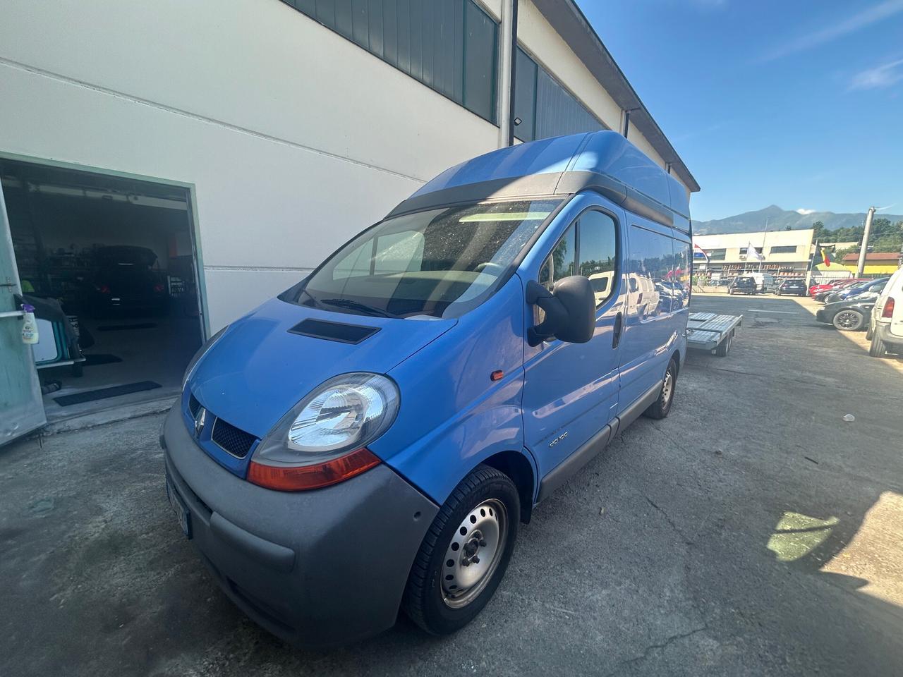 Renault Trafic T29 1.9 dCi/100CV PL-TN Furg. semi camperizzato