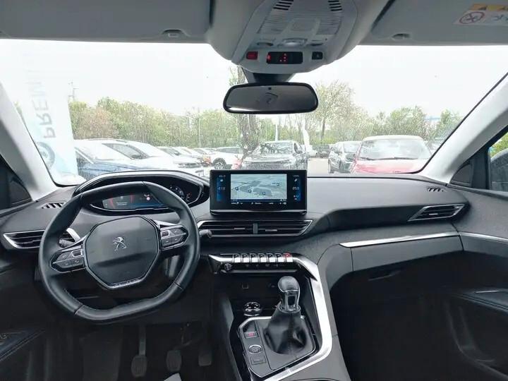 Peugeot 3008 PureTech Turbo 130 S&S Allure Pack