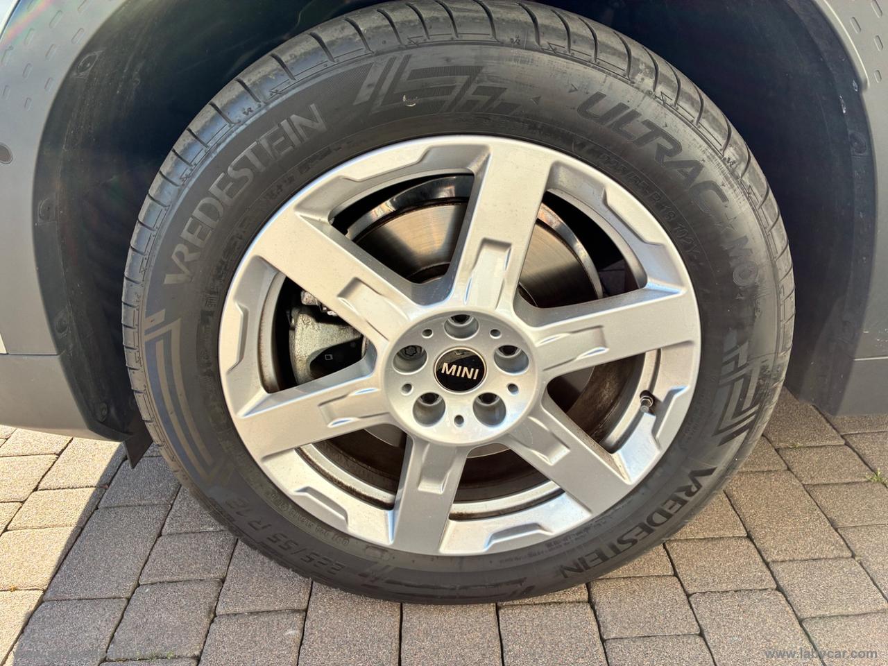 MINI Mini C Favoured Countryman
