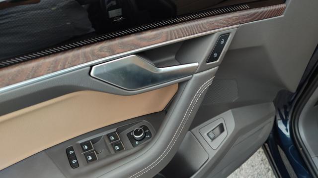VOLKSWAGEN Touareg 3.0 V6 TDI SCR Elegance