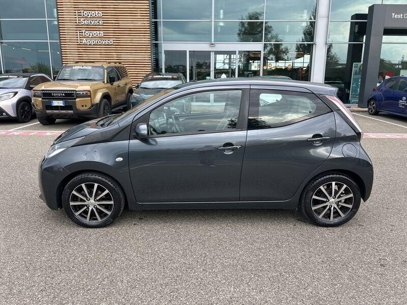 Toyota Aygo Aygo 1.0 VVT-i 69 CV 5 porte x-play