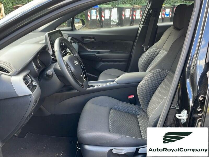 Toyota C-HR C-HR 1.8 Hybrid E-CVT Active km 10200