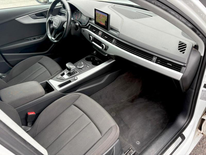 Audi A4 Avant 35 2.0 tdi Sport 150cv s-tronic